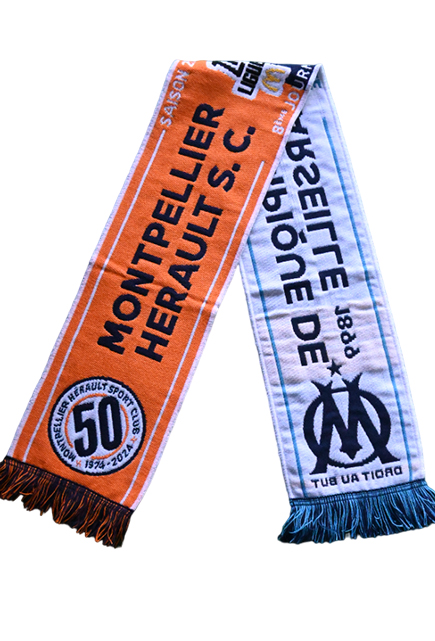 ECHARPE-TISSEE-MHSC-vs-OM